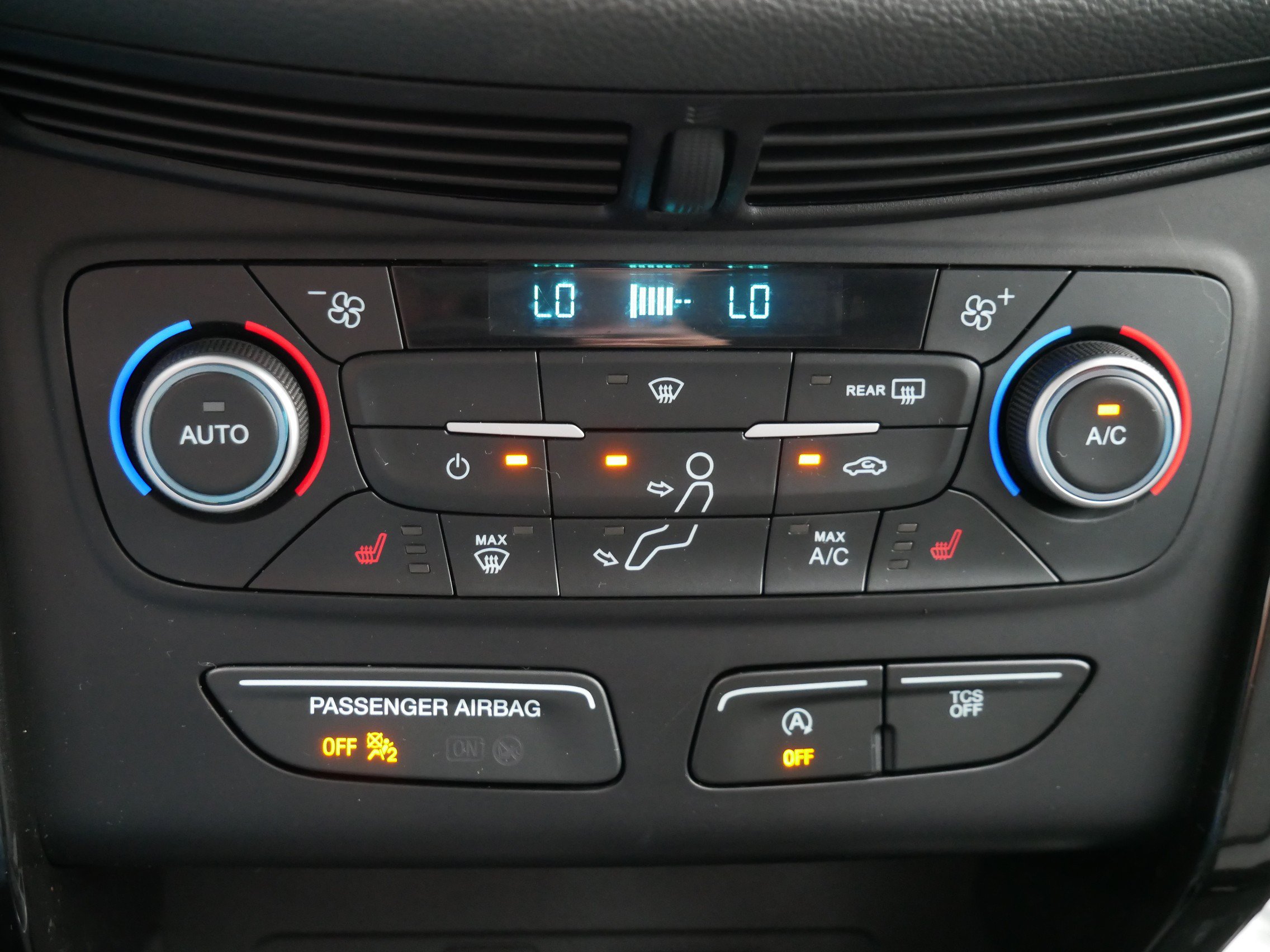 Used 2019 Ford Escape SE AWD/4WD image 14