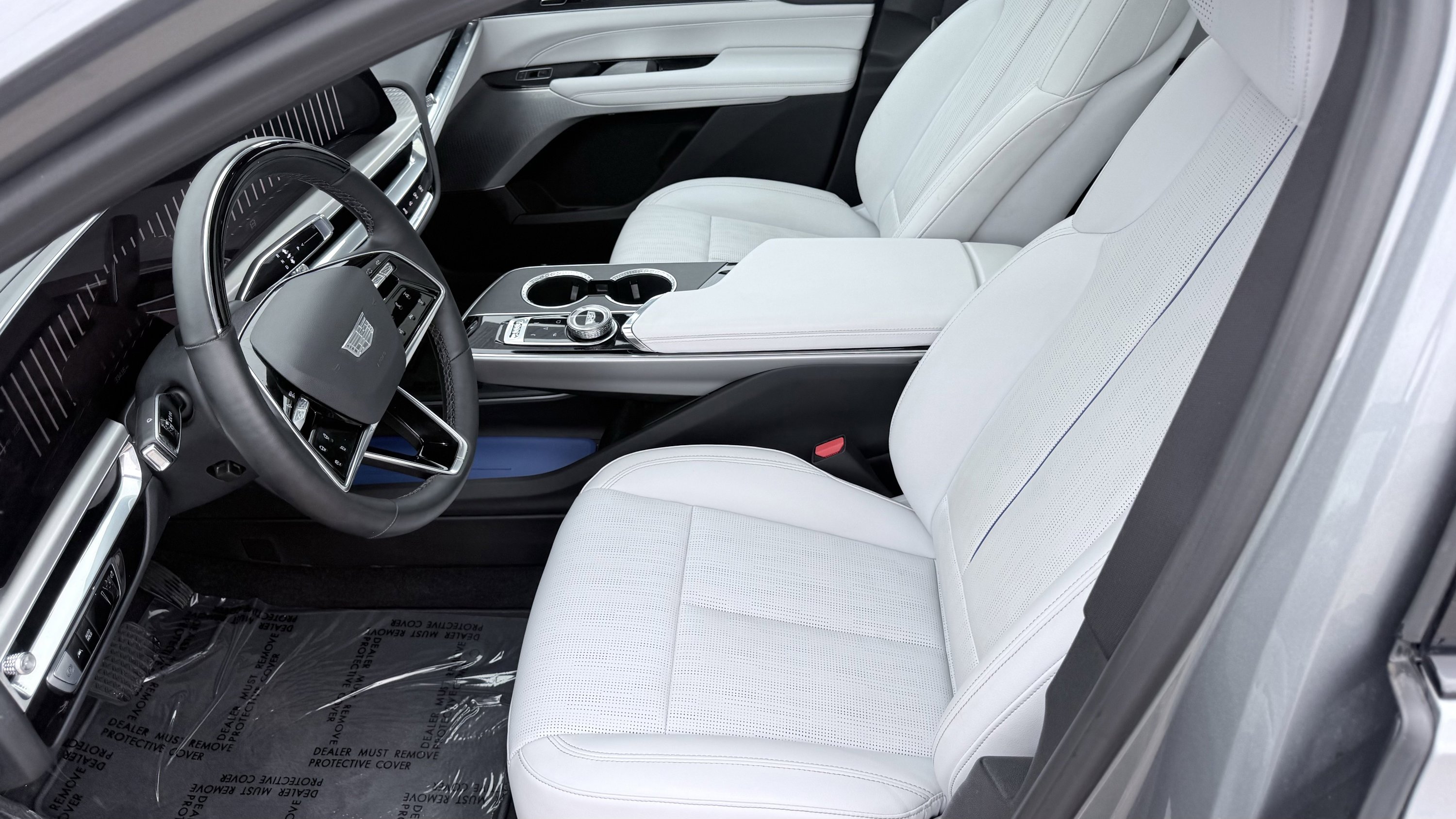 Used 2024 Cadillac Lyriq Luxury image 24