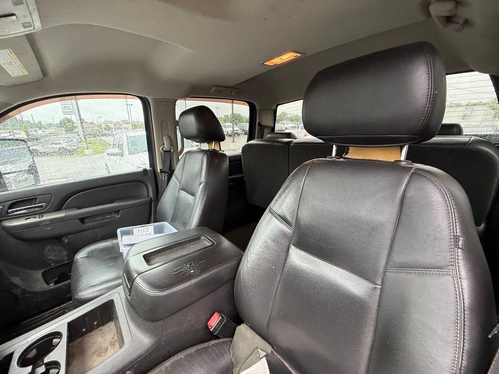 Used 2012 Chevrolet Silverado 2500 LTZ w/ LTZ Plus Package AWD/4WD image 15