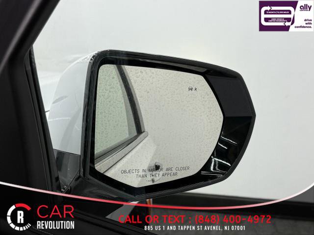 Used 2024 GMC Yukon XL SLT AWD/4WD image 56