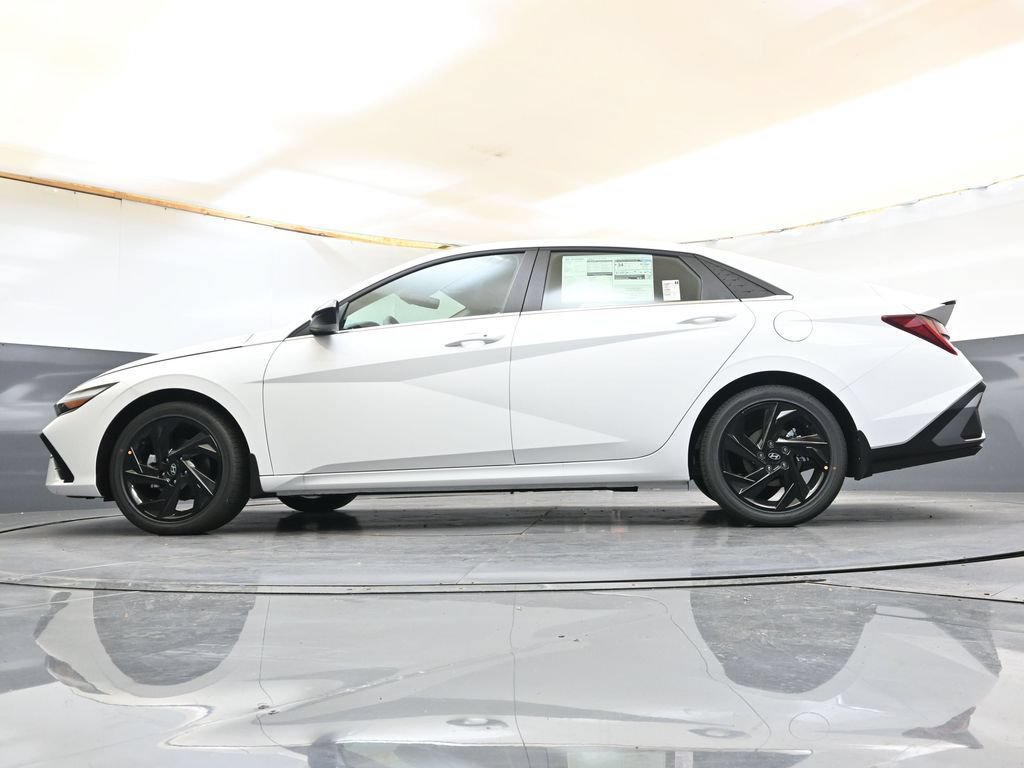 New 2026 Hyundai Elantra SEL Sport Premium FWD image 42
