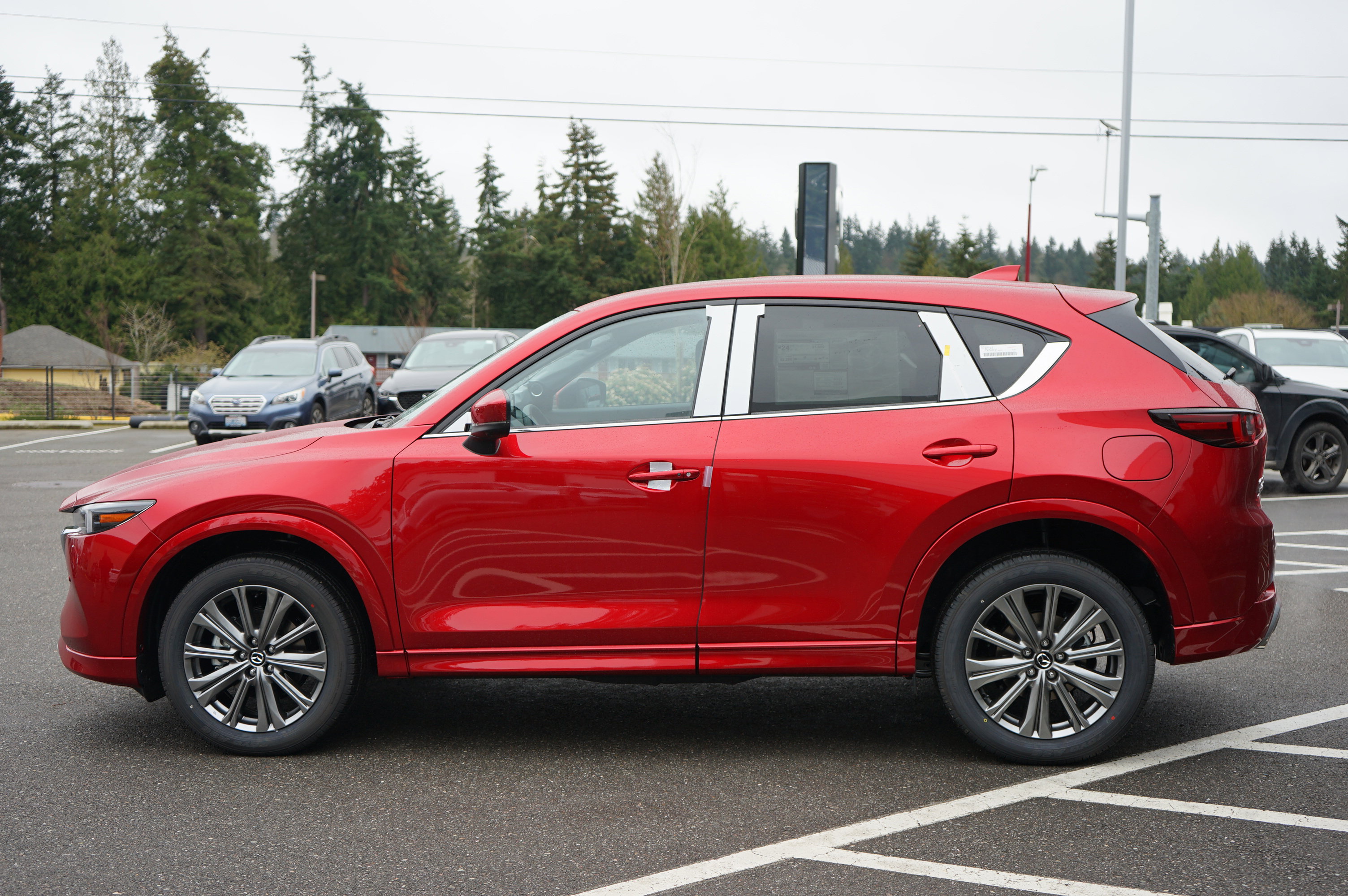 New 2025 MAZDA CX-5 Signature image 3