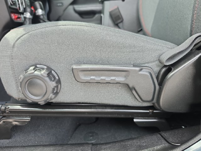 Used 2026 Jeep Wrangler Unlimited Rubicon AWD/4WD image 17