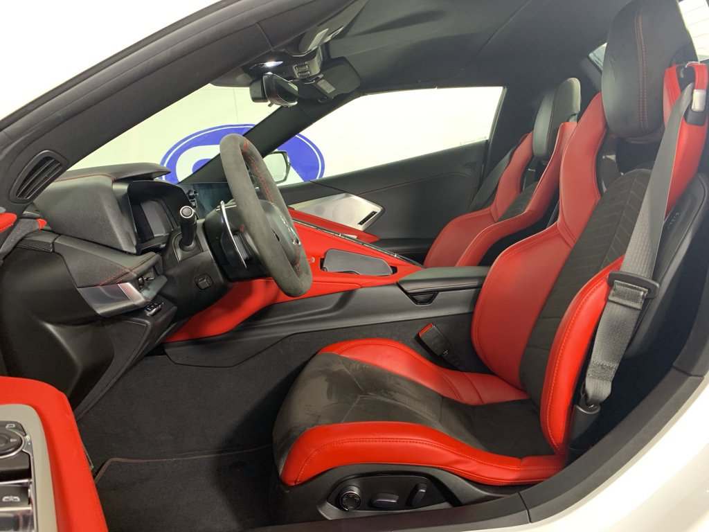 Used 2021 Chevrolet Corvette Stingray Preferred Conv w/ Z51 Performance Package image 2