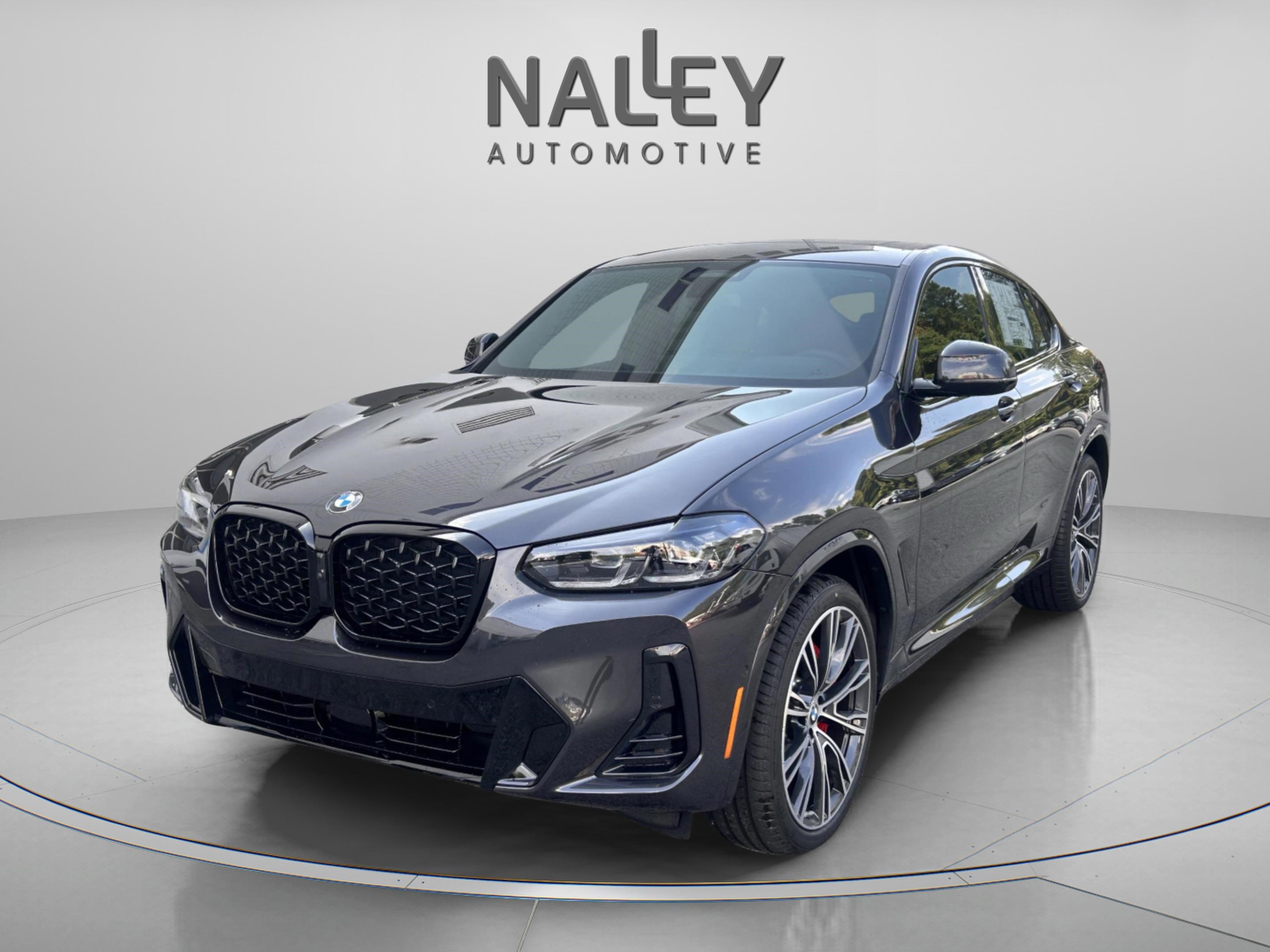 New 2025 BMW X4 xDrive30i w/ Premium Package