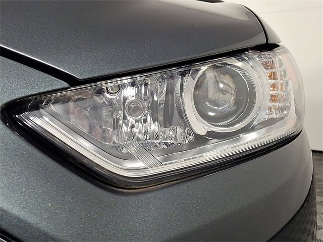 Used 2015 Ford Fusion SE image 12