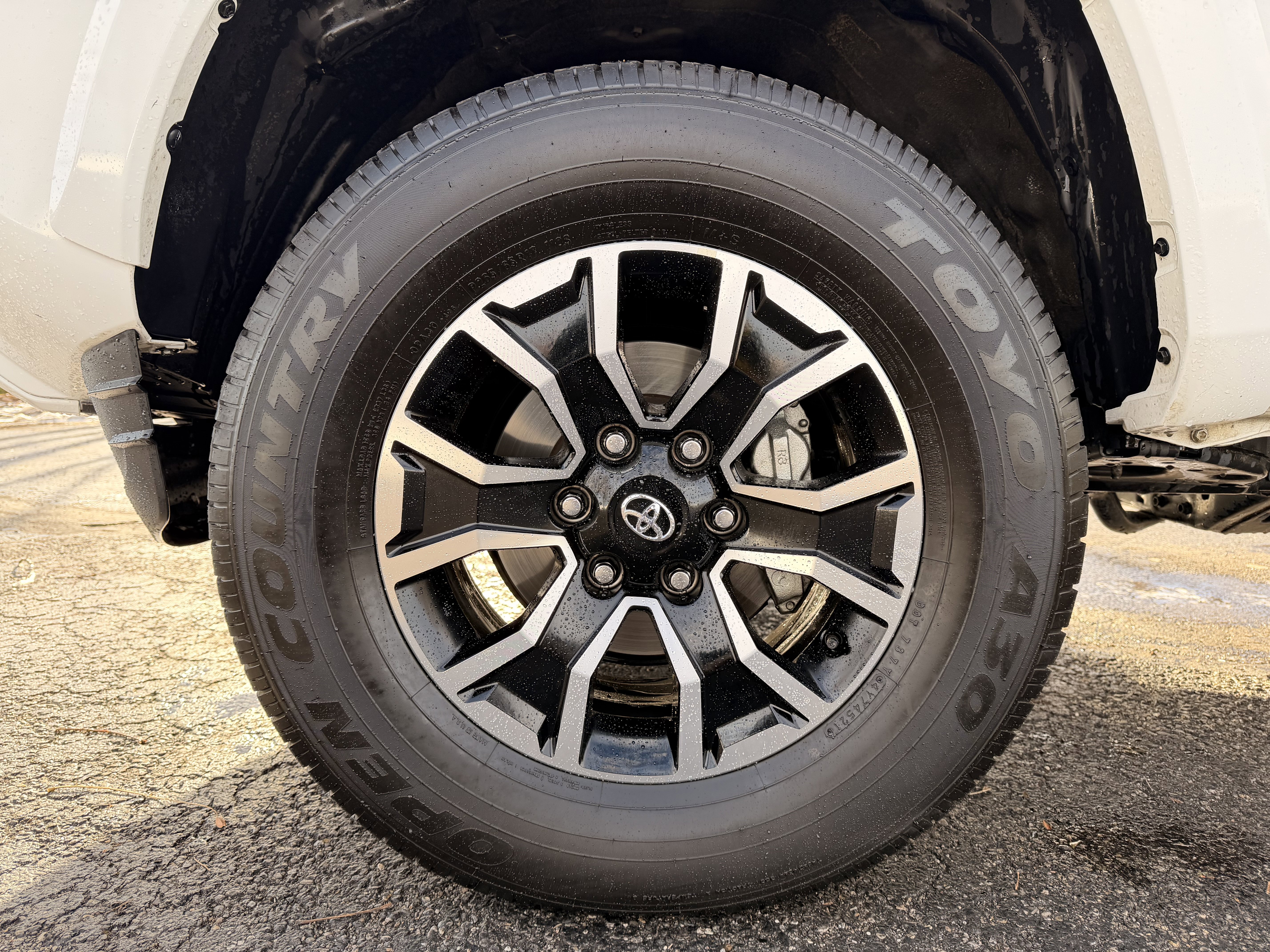 Used 2022 Toyota Tacoma TRD Sport image 9