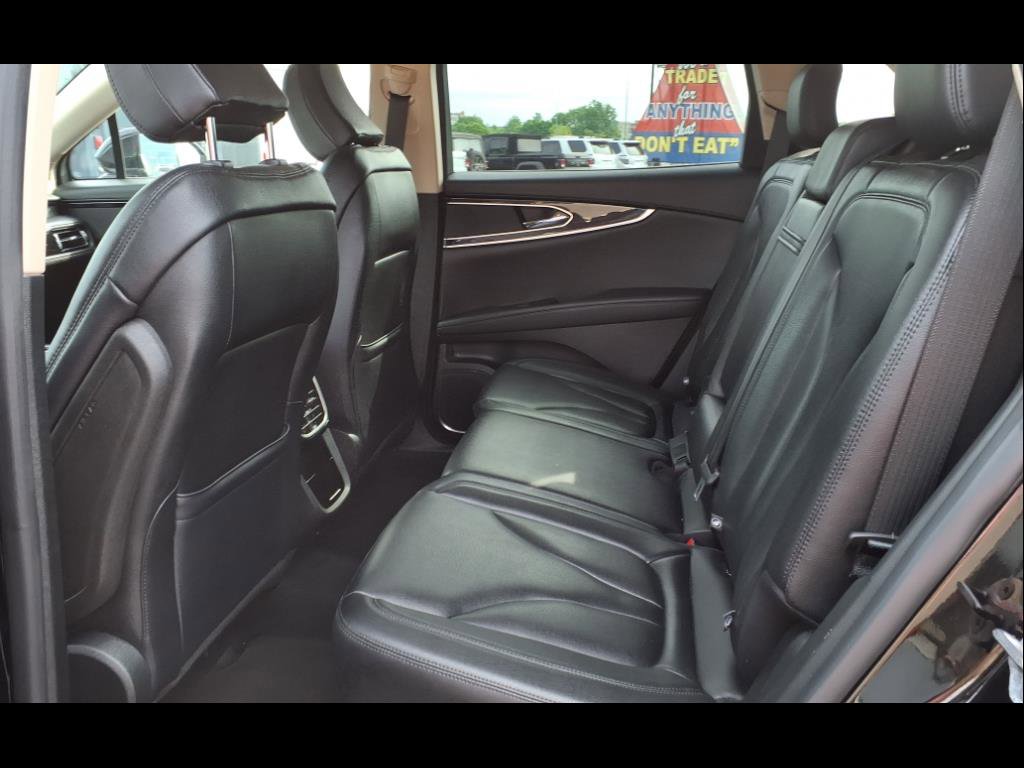 Used 2022 Lincoln Nautilus AWD w/ Premium Package image 13