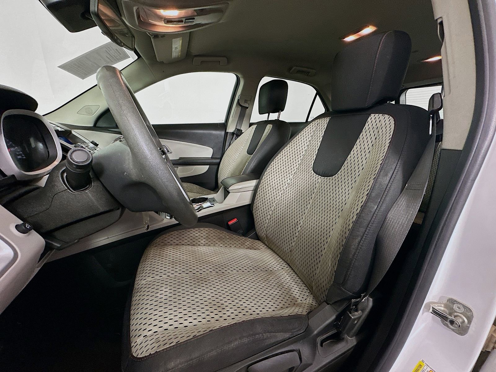 Used 2015 Chevrolet Equinox LS FWD image 17
