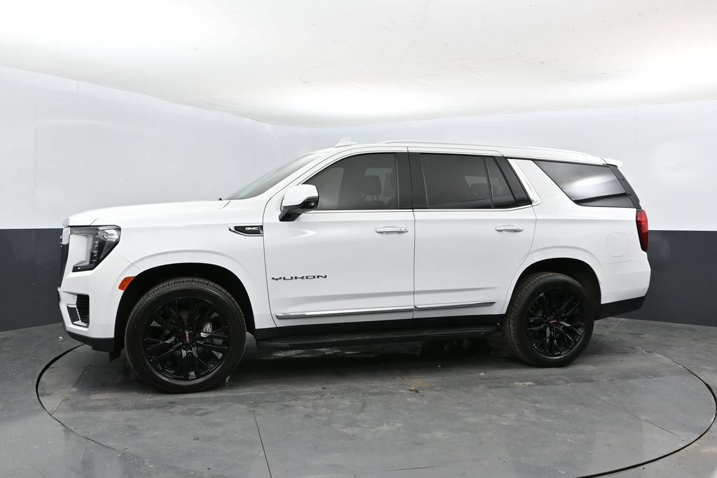 Used 2023 GMC Yukon SLT w/ SLT Luxury Package AWD/4WD image 12