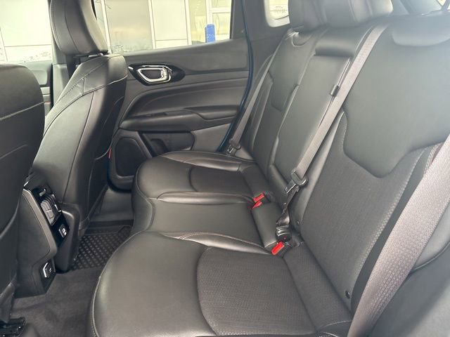 Used 2024 Jeep Compass Trailhawk w/ Sun and Sound Group image 20