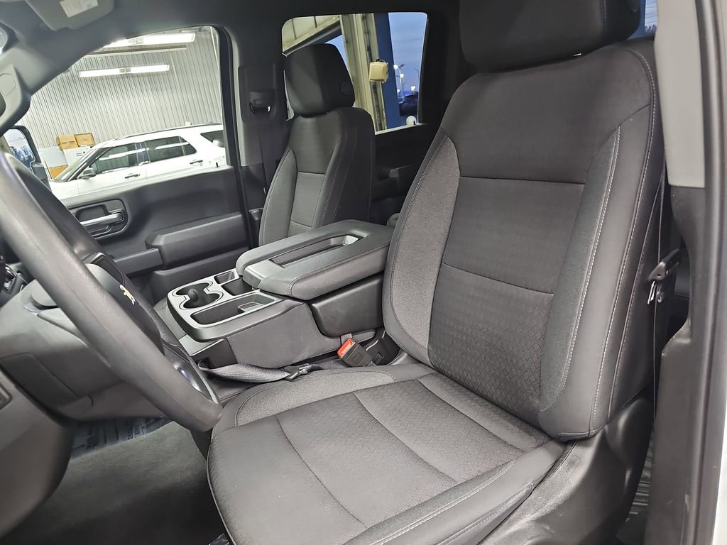 Used 2024 Chevrolet Silverado 2500 Custom w/ Custom Value Package image 14