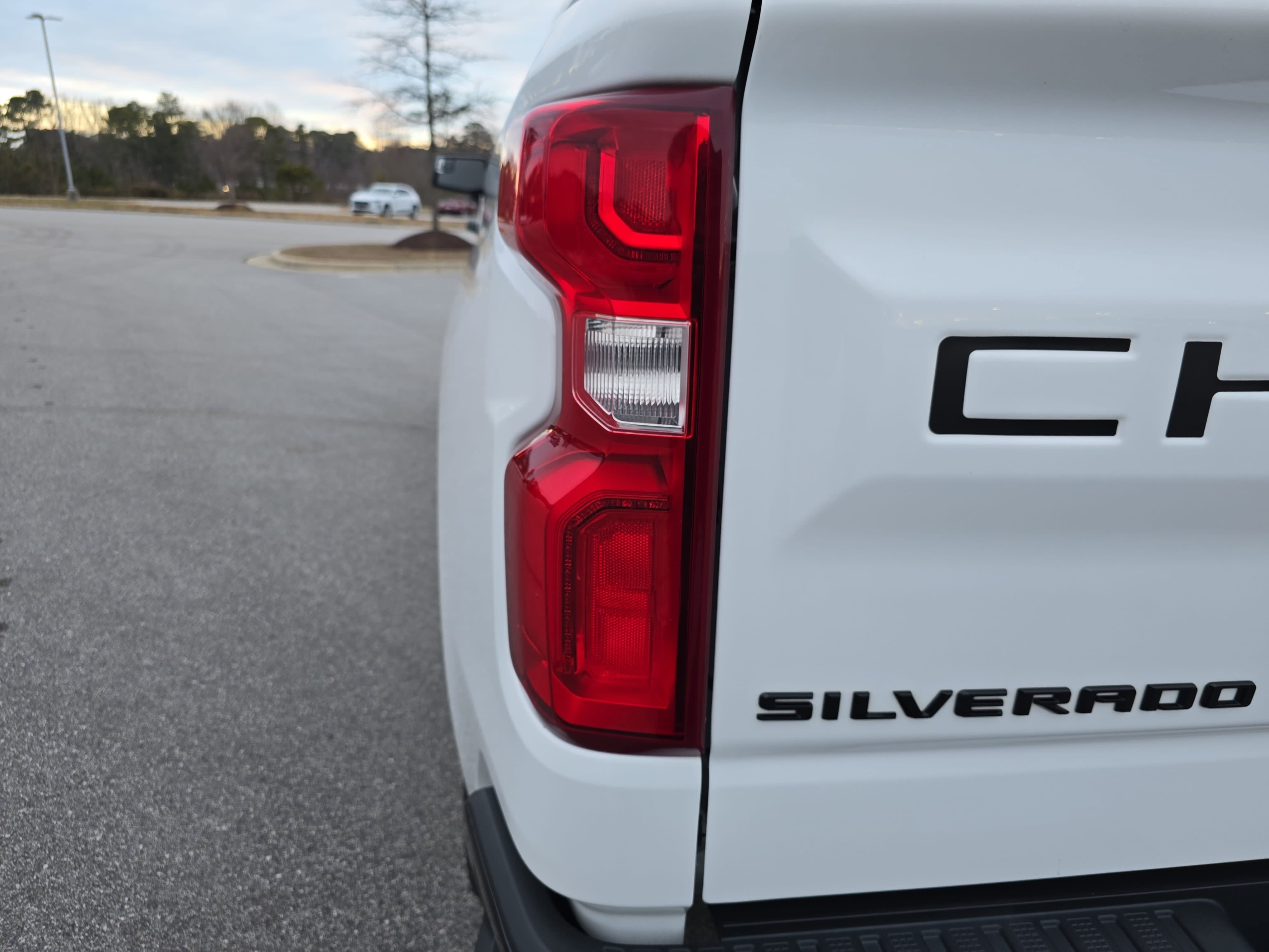 Used 2021 Chevrolet Silverado 1500 Custom Trail Boss w/ LPO, Dark Essentials Package image 33