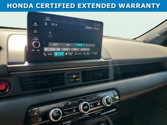 Certified 2025 Honda Pilot TrailSport image 39