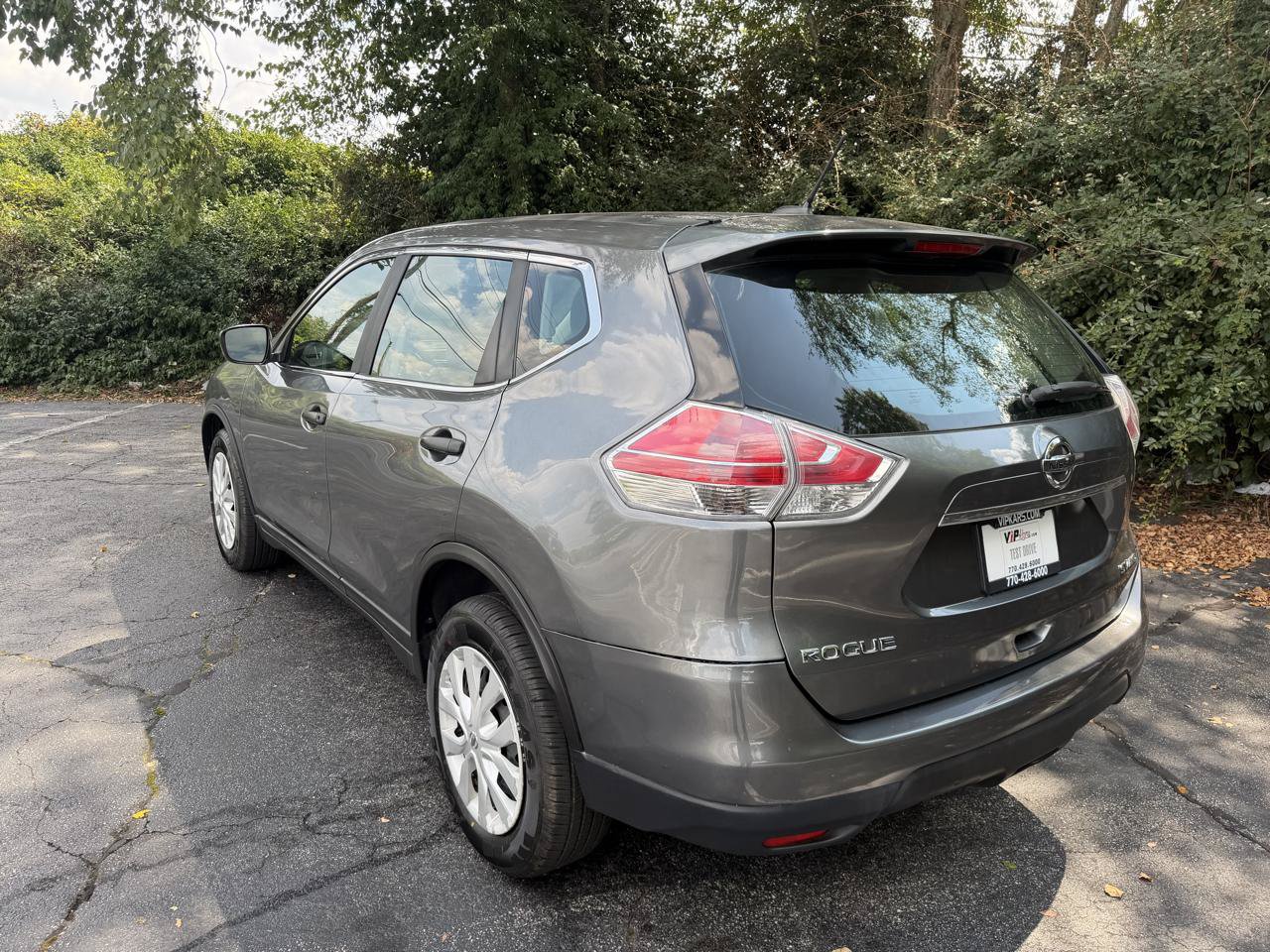 Used 2016 Nissan Rogue S AWD/4WD image 7