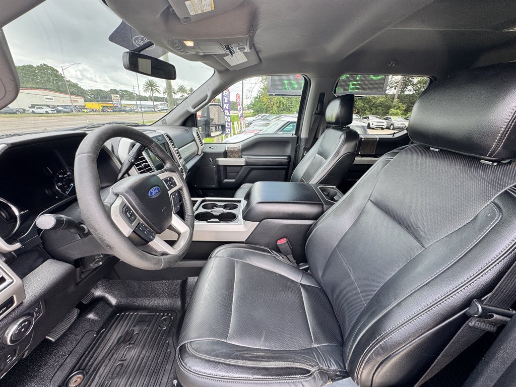 Used 2017 Ford F350 Lariat AWD/4WD image 11