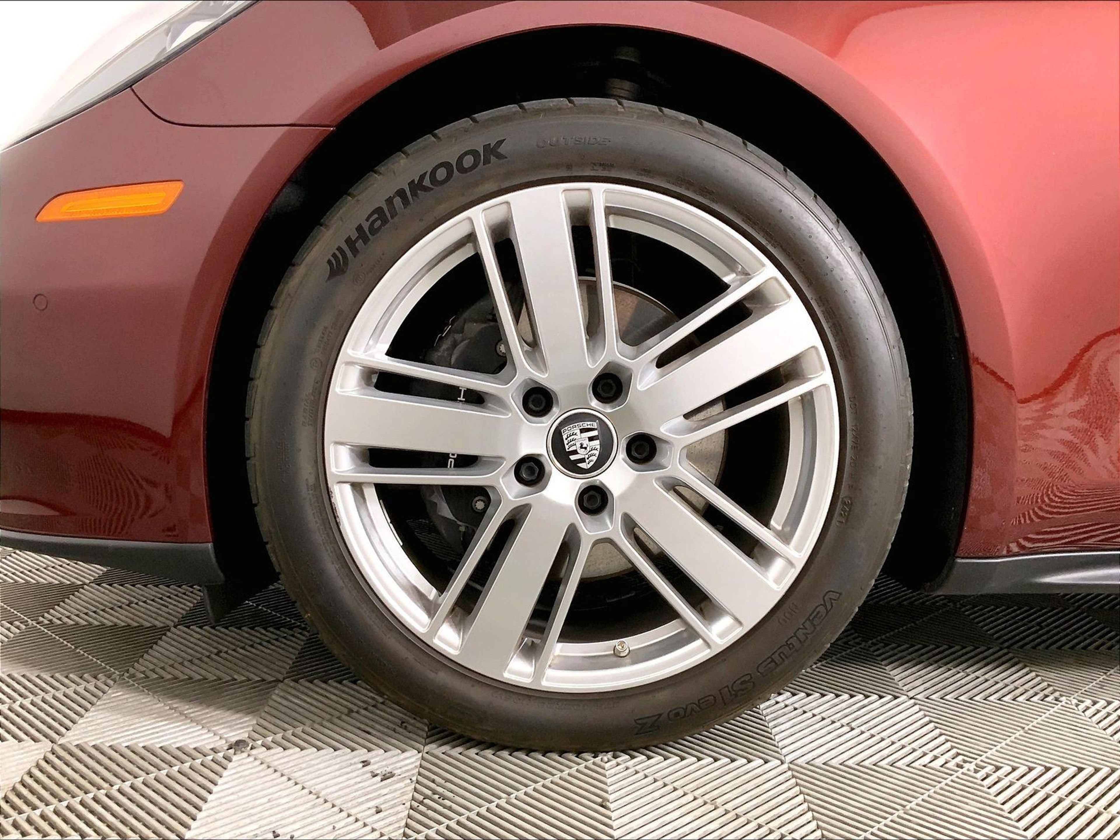 Certified 2022 Porsche Panamera RWD image 25