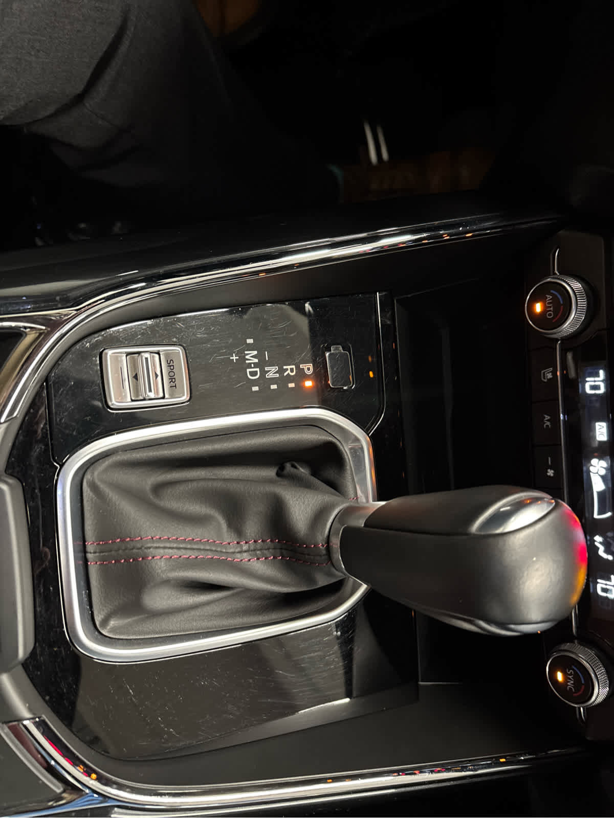 Used 2023 MAZDA CX-9 Carbon Edition image 36