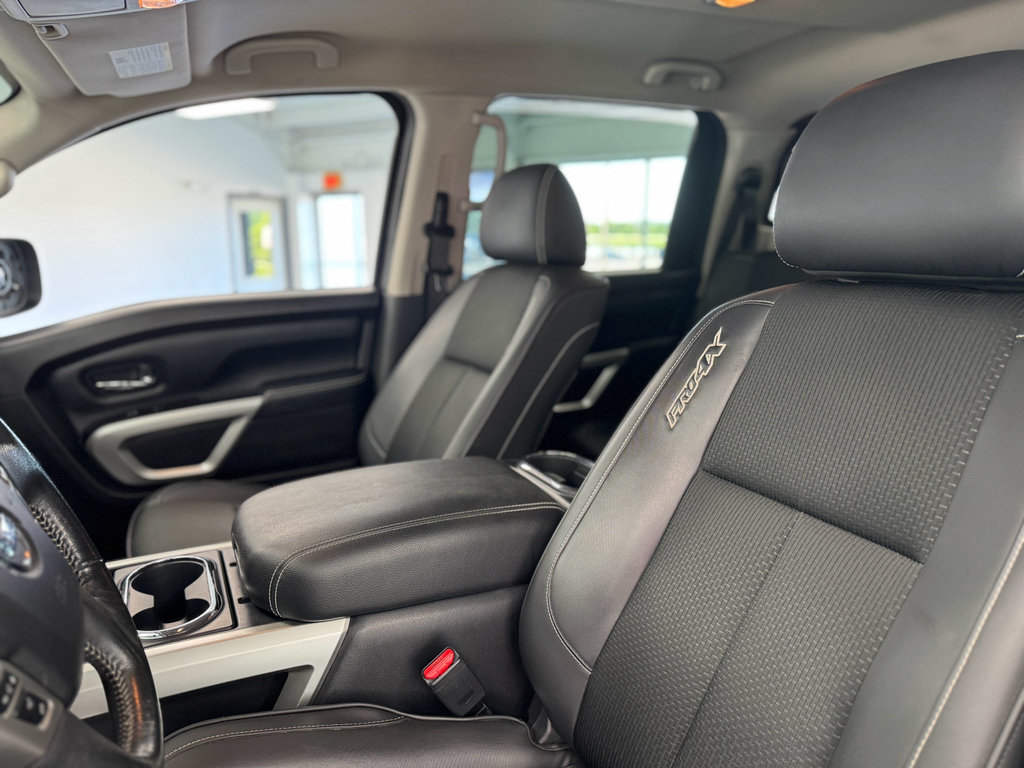Used 2019 Nissan Titan PRO-4X AWD/4WD image 12