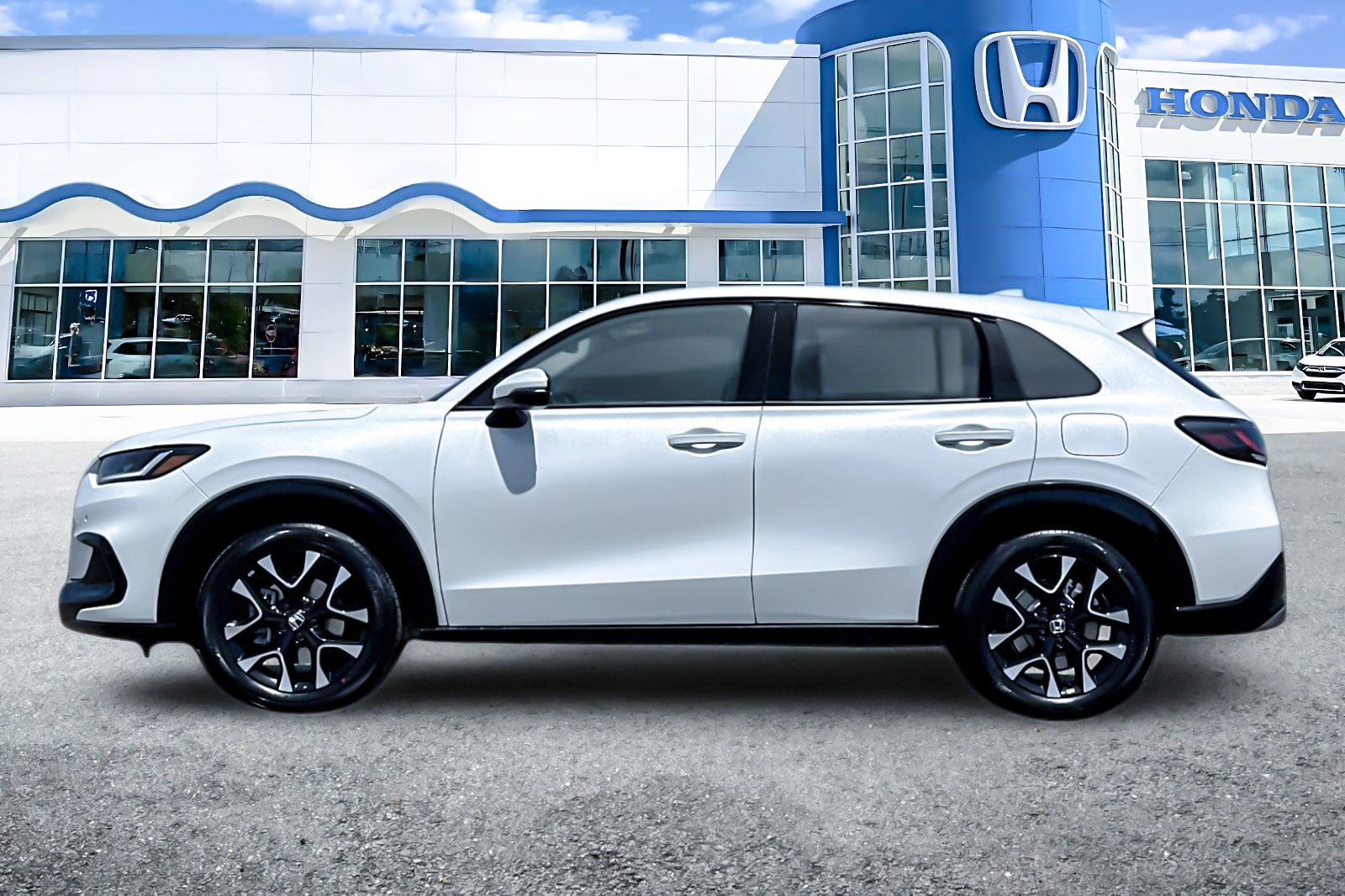 New 2027 Honda HR-V EX-L image 2