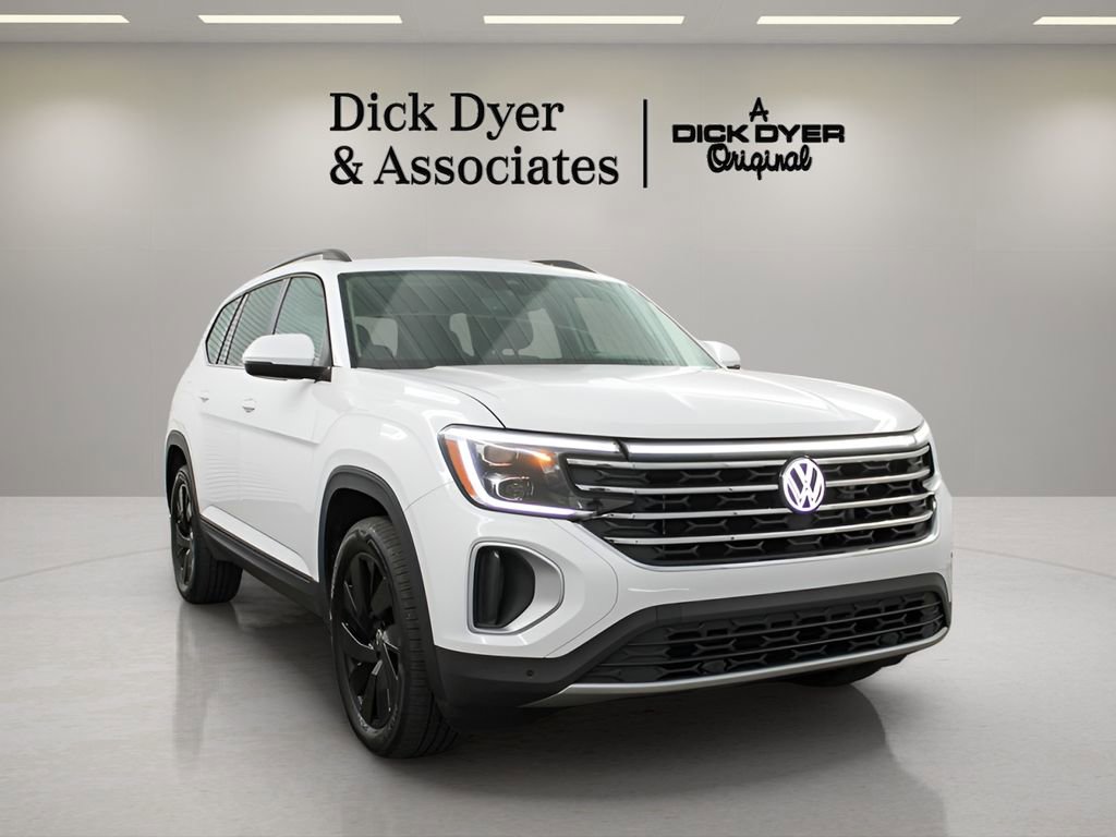 Used 2024 Volkswagen Atlas SE w/ Black Wheel Package FWD image 1