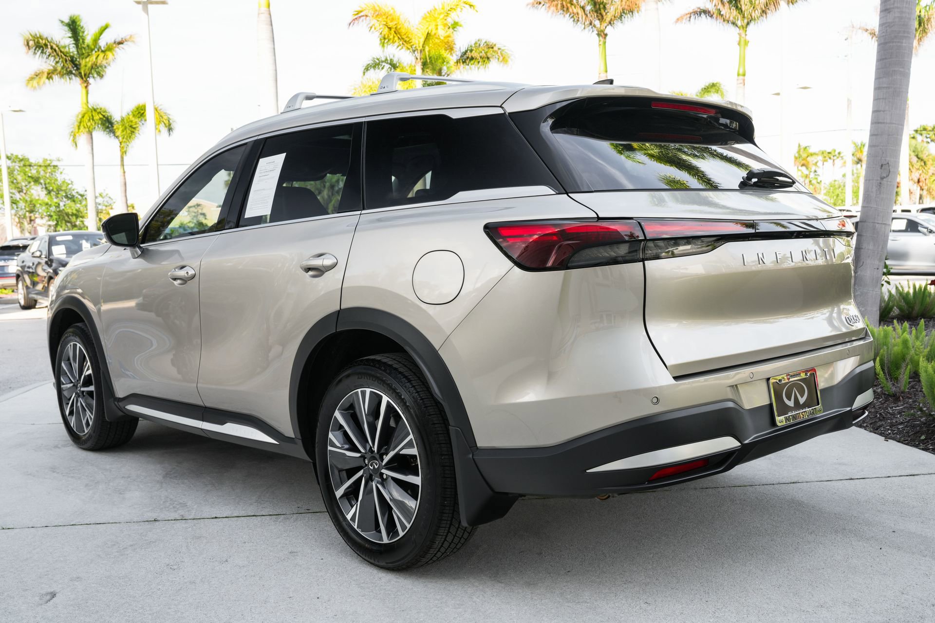 Certified 2026 INFINITI QX60 Luxe w/ Cargo Package image 22