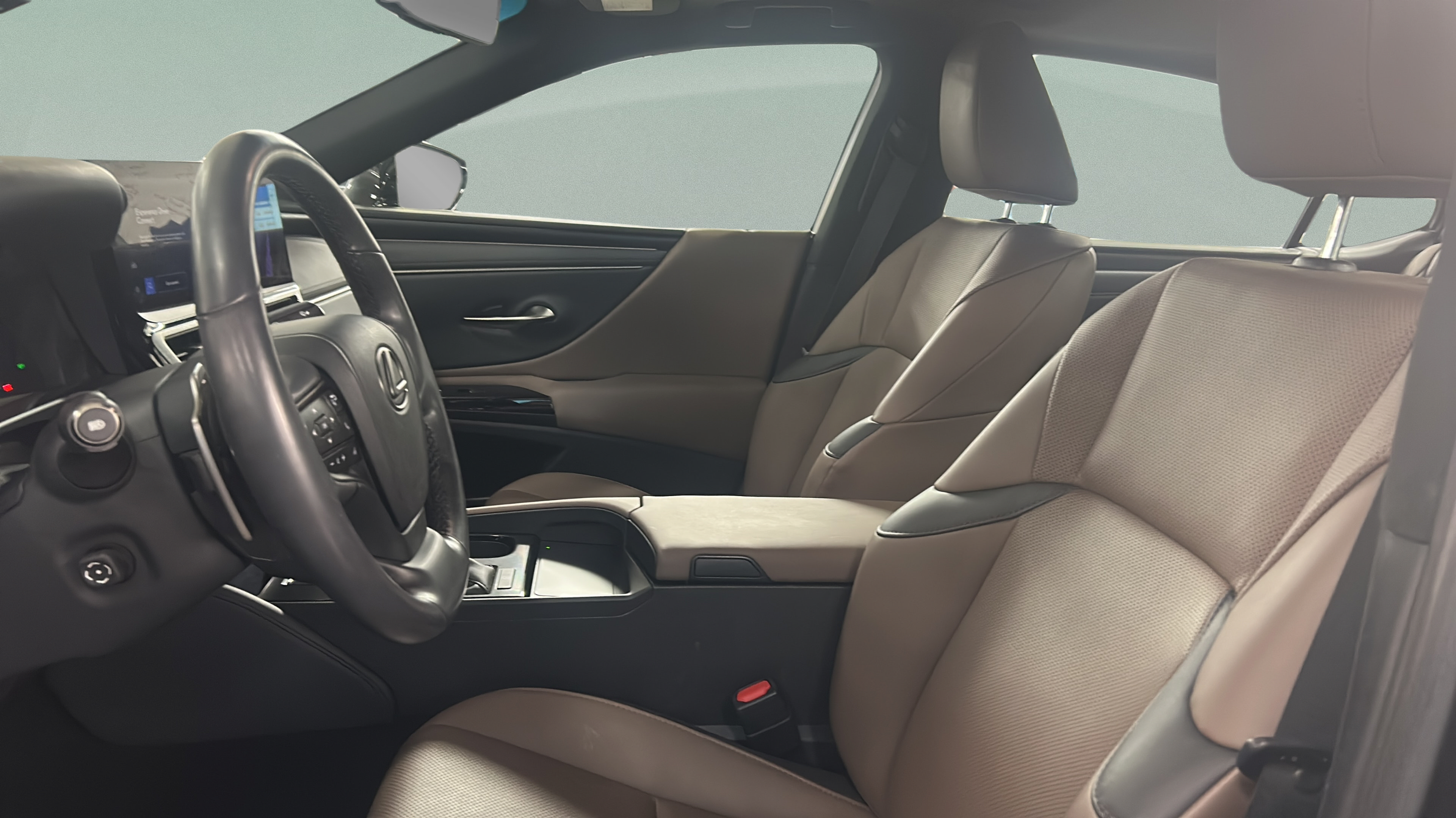 Used 2023 Lexus ES 350 w/ Premium Package FWD image 10