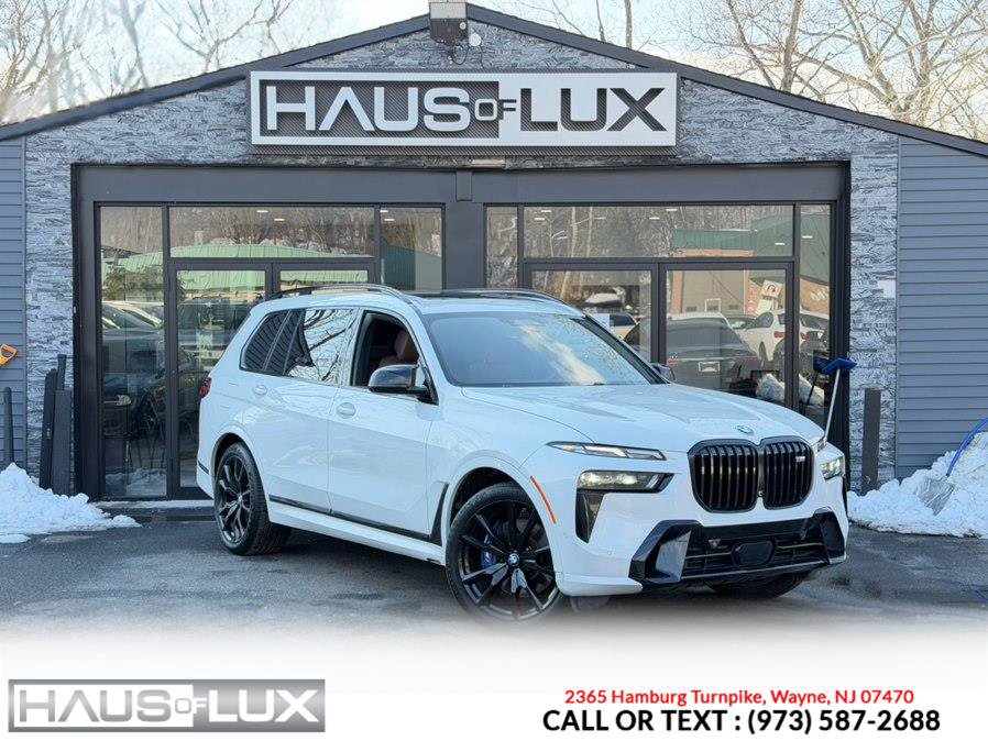 Used 2023 BMW X7 M60i image 1