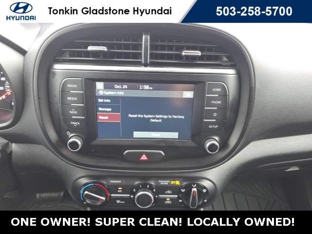 Used 2021 Kia Soul LX image 16