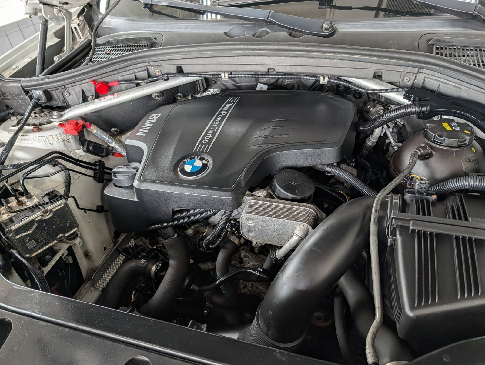 Used 2015 BMW X3 xDrive28i AWD/4WD image 25