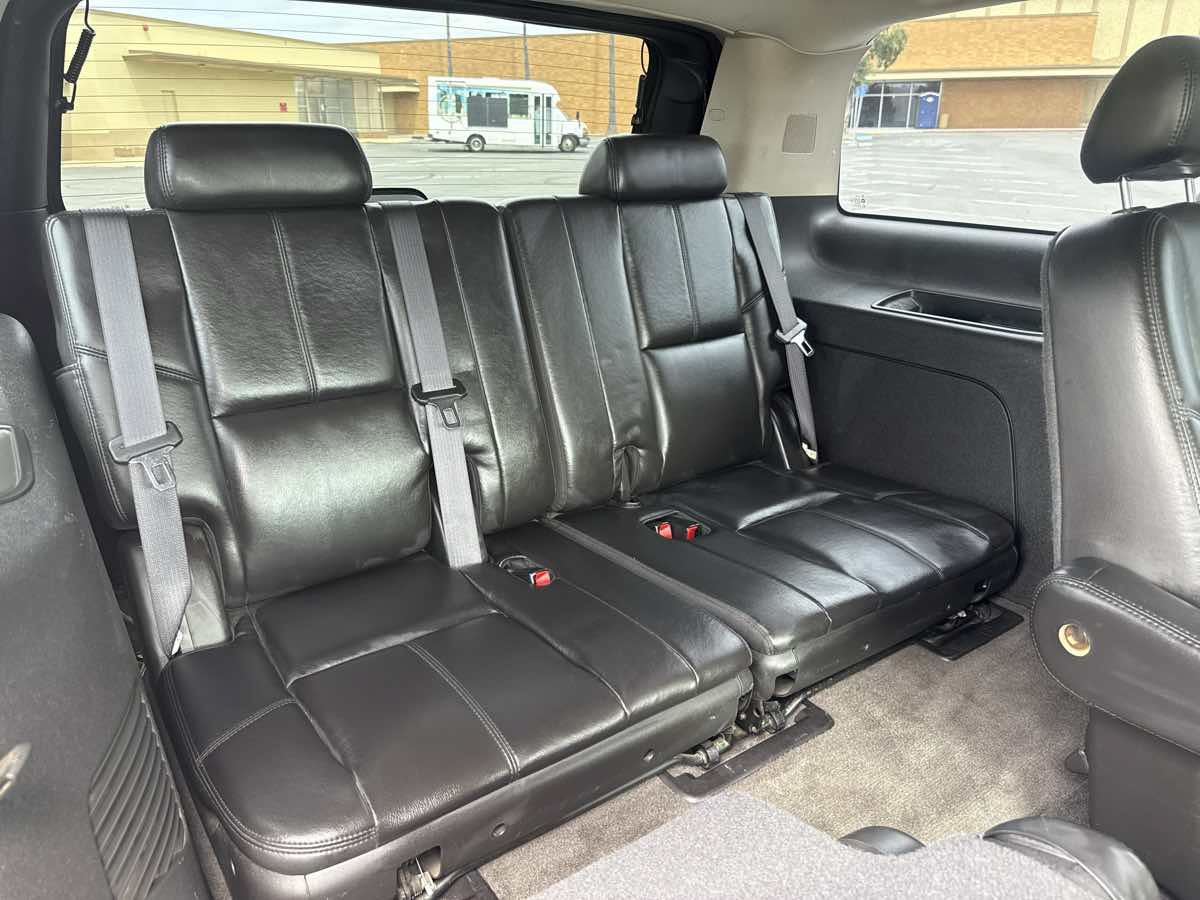 Used 2009 GMC Yukon Denali AWD/4WD image 22