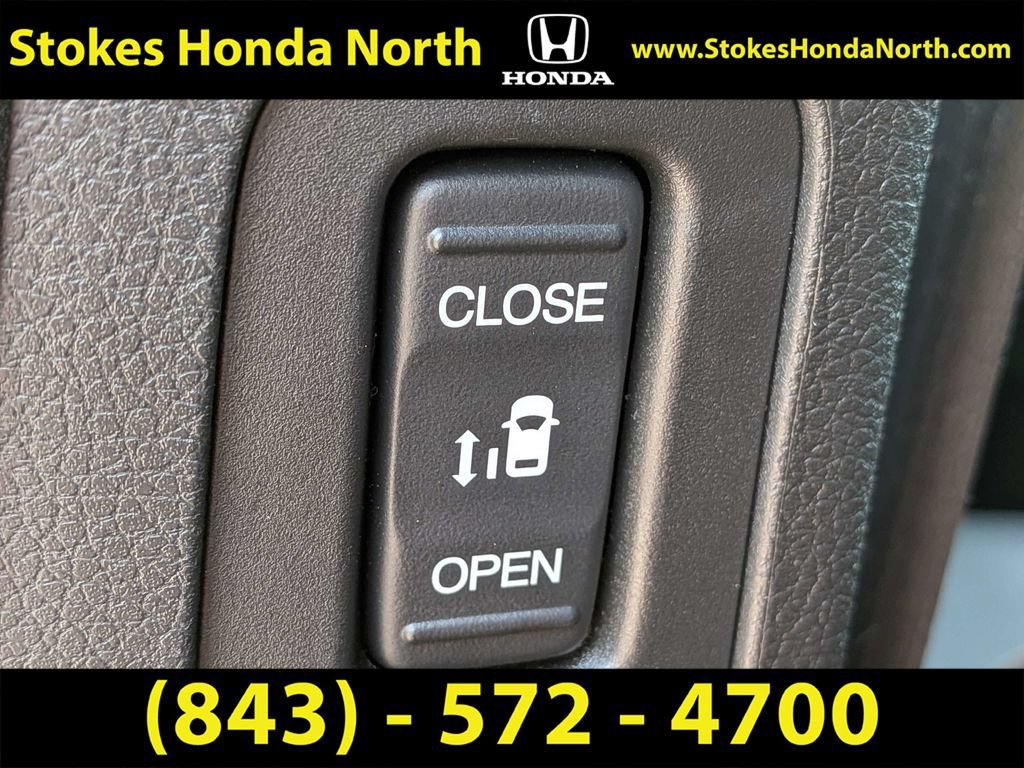 Certified 2025 Honda Odyssey Touring image 25