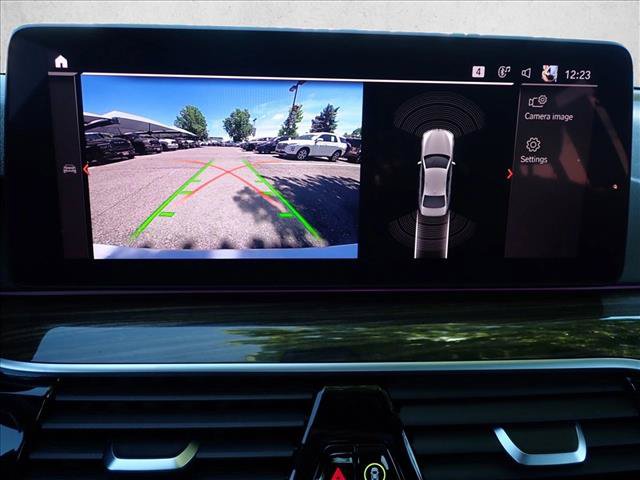 Used 2021 BMW 530i xDrive w/ Convenience Package AWD/4WD image 17