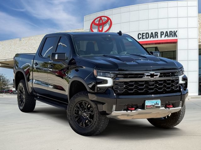 Used 2024 Chevrolet Silverado 1500 ZR2 w/ Technology Package AWD/4WD image 1
