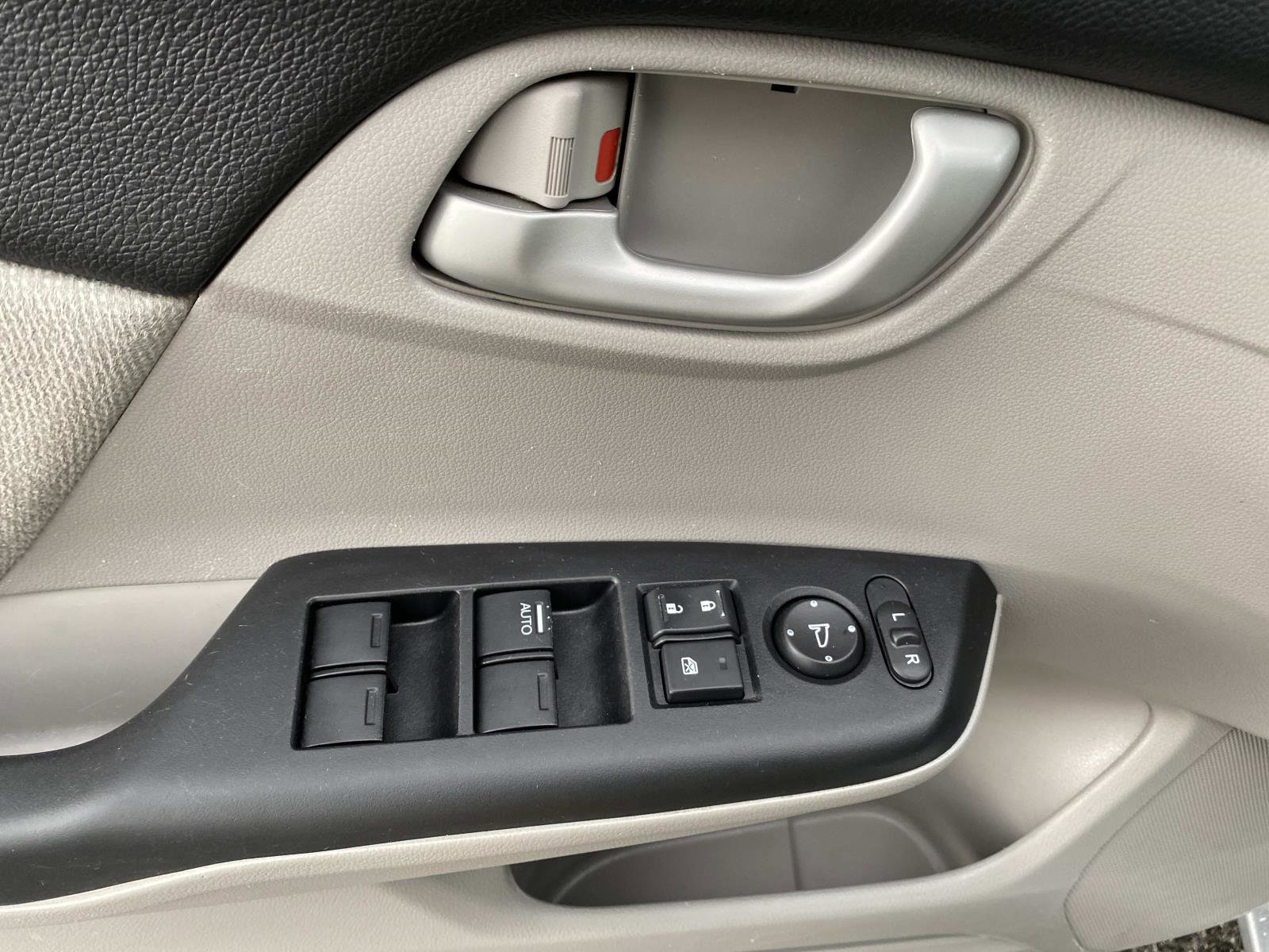 Used 2013 Honda Civic LX image 19