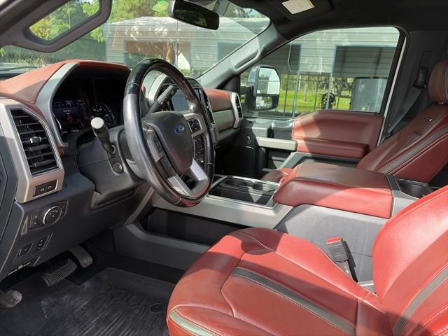 Used 2022 Ford F250 Platinum w/ FX4 Off-Road Package AWD/4WD image 9