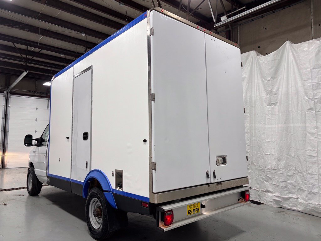 Used 2023 Ford E-350 and Econoline 350 Super Duty w/ Power Windows & Locks Group RWD image 5