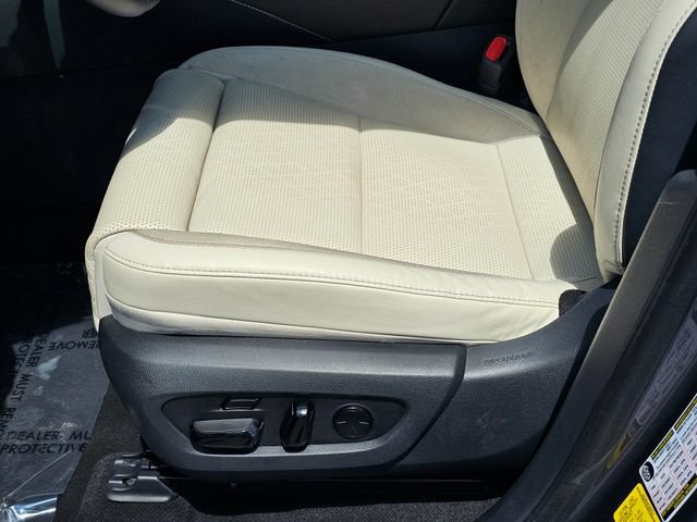Used 2023 Lexus RX 350 w/ Accessory Package (Z1) AWD/4WD image 19