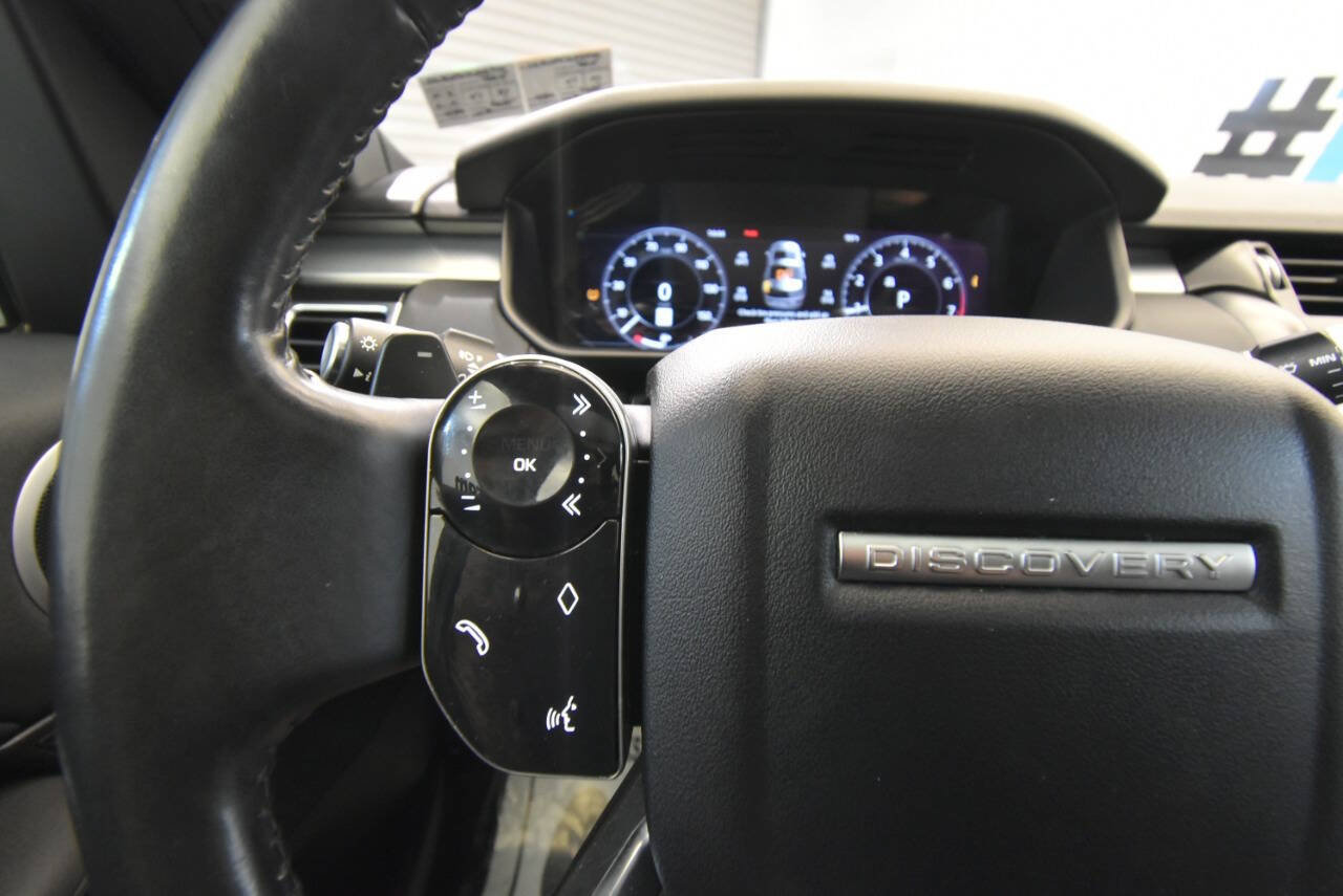 Used 2020 Land Rover Discovery Landmark AWD/4WD image 31