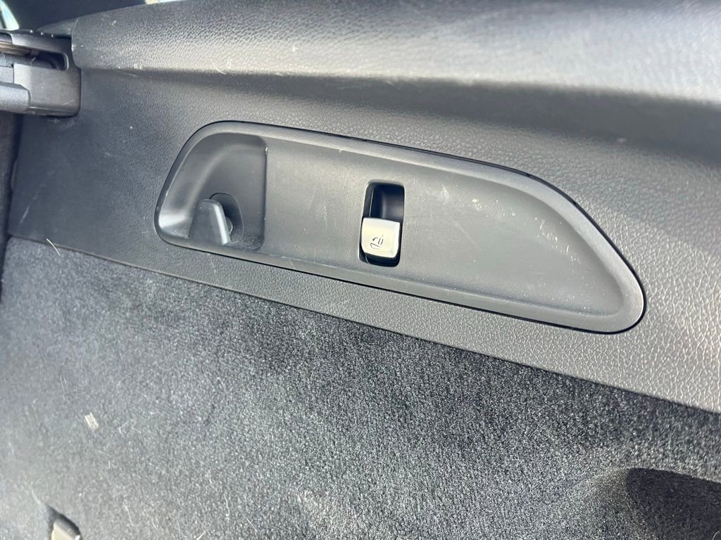 Used 2019 Mercedes-Benz GLC 63 AMG 4MATIC Coupe image 30