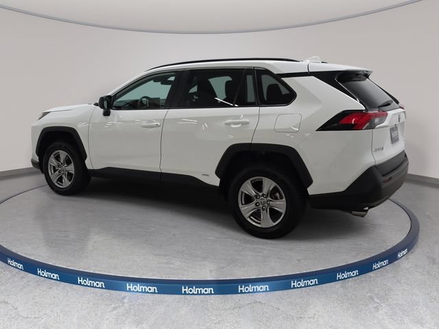 Certified 2025 Toyota RAV4 LE AWD/4WD image 7