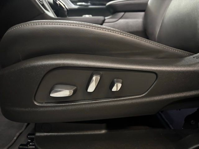 Used 2024 Cadillac XT6 Premium Luxury image 7