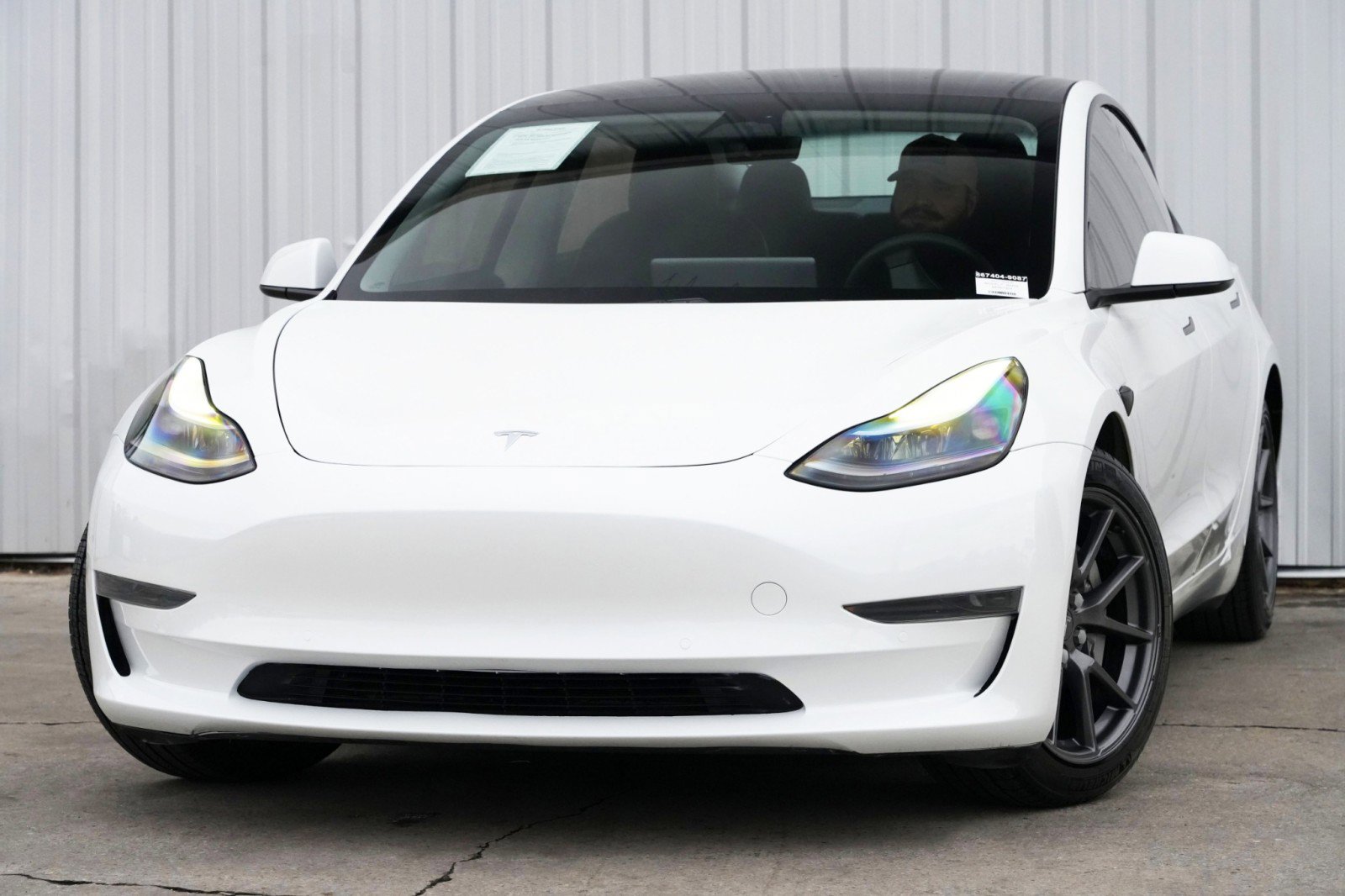 Used 2021 Tesla Model 3 Standard Range Plus image 3