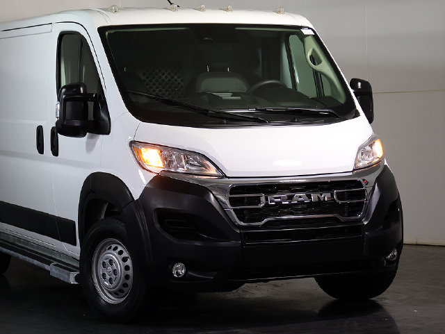 Used 2025 RAM ProMaster 2500 w/ U-Haul Equipment Group FWD image 6