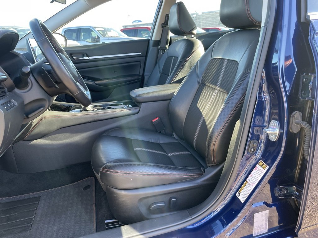 Used 2024 Nissan Altima 2.5 SR image 7