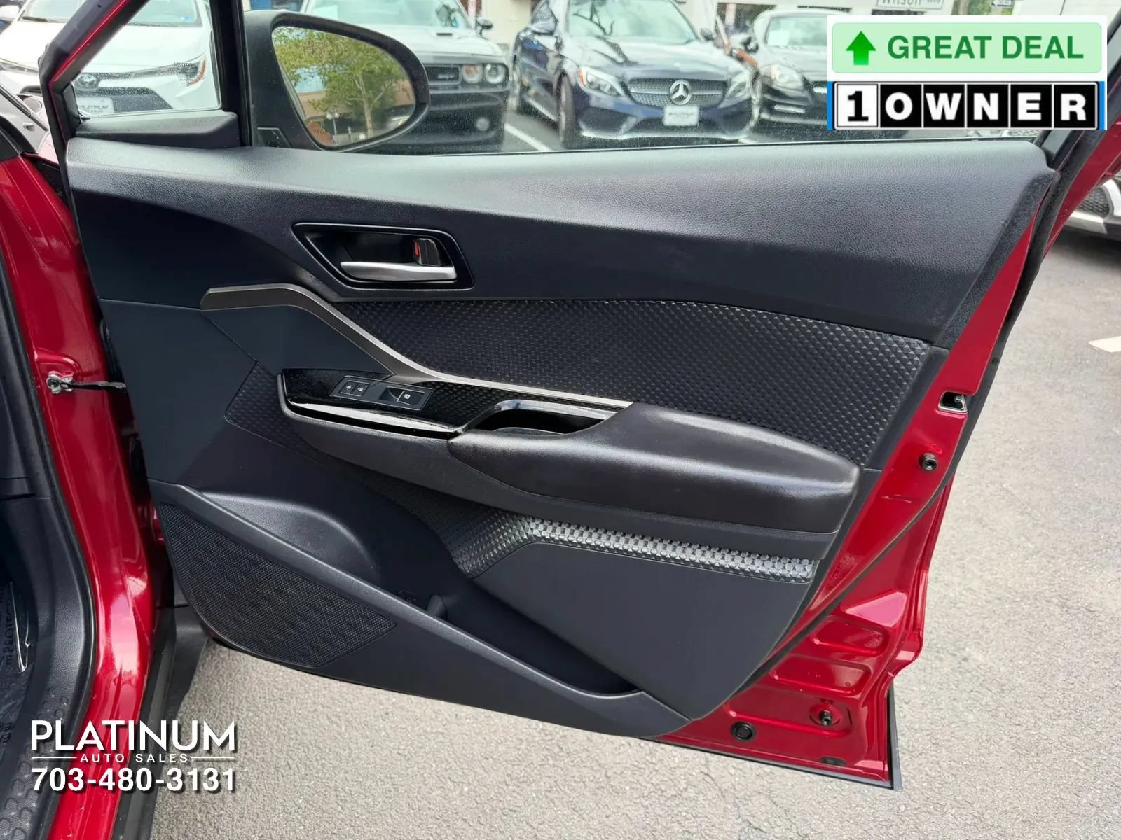 Used 2019 Toyota C-HR XLE FWD image 20