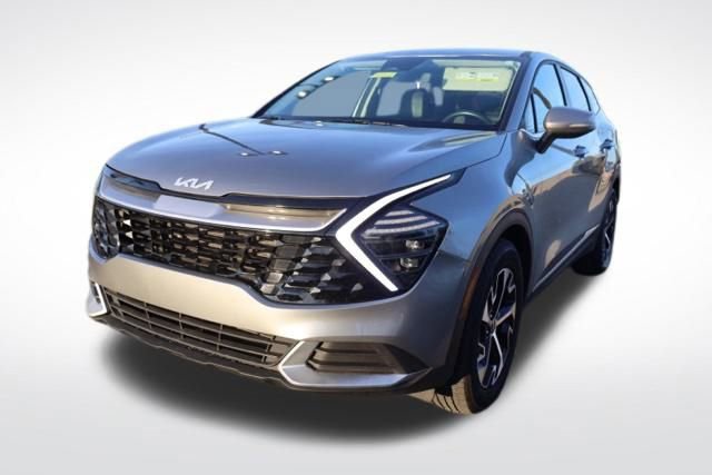 Used 2024 Kia Sportage EX image 6