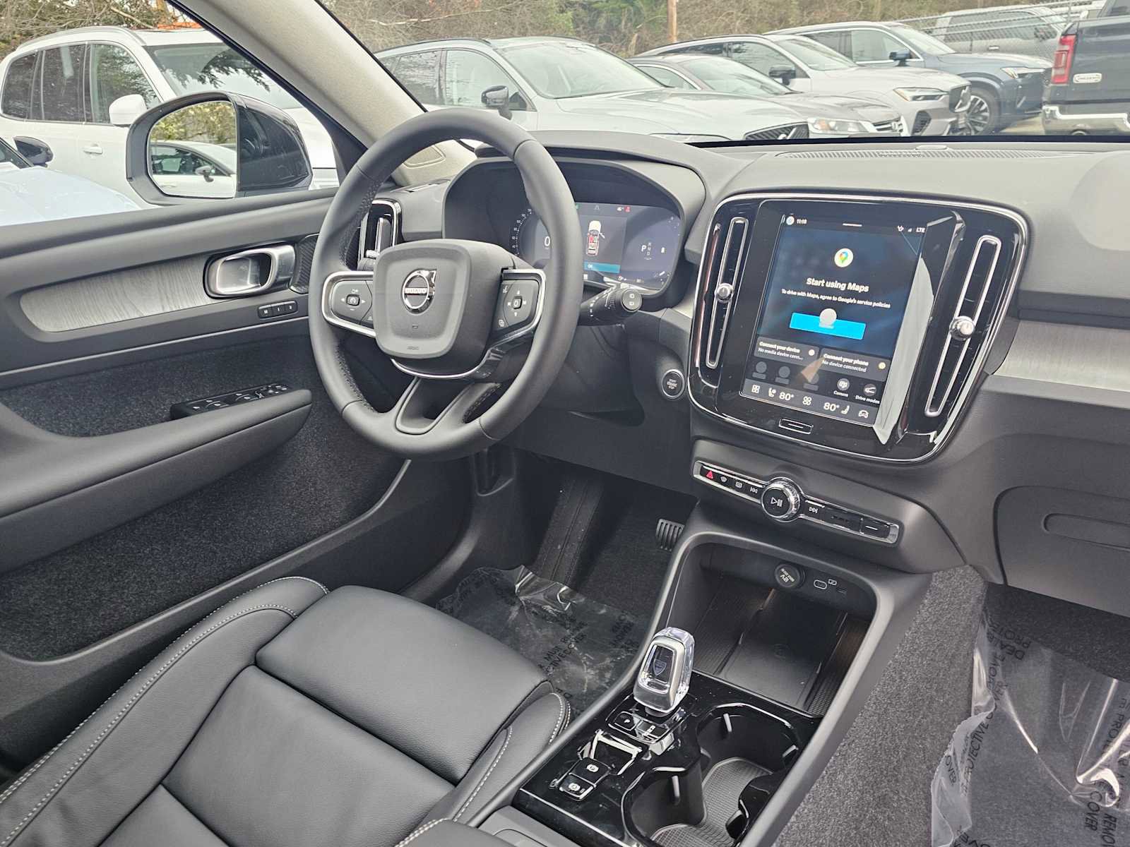 New 2026 Volvo XC40 B5 Plus w/ Protection Package Premier image 10