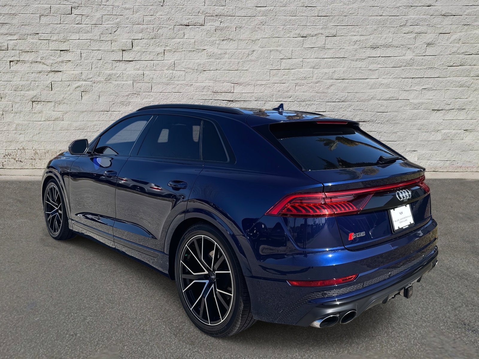 Used 2020 Audi SQ8 Premium Plus w/ Driver Assistance Package image 3