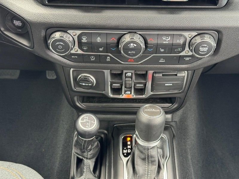 New 2026 Jeep Gladiator Sport AWD/4WD image 9